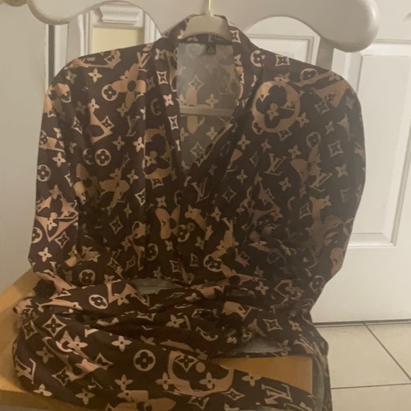 LVFashion Patterned Brown and Tan Women's Top - Picture 5 of 8